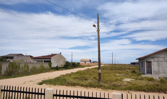 CASA PARA TEMPORADA - ZONA SUL, BALNEÁRIO RINCÃO