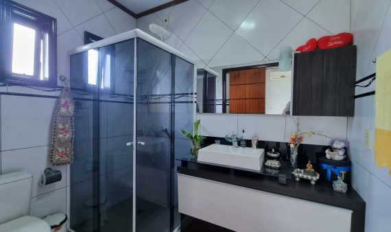 CASA COM EDÍCULA - PRESIDENTE VARGAS, IÇARA