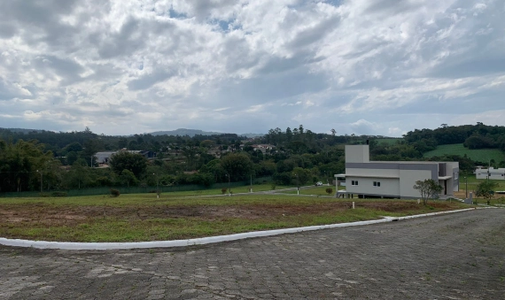 CONDOMÍNIO FECHADO BOSQUE DE SANTA CLARA - ARGENTINA, CRICIÚMA