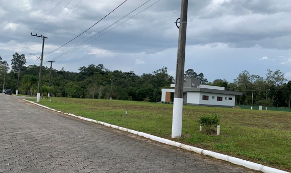 CONDOMÍNIO FECHADO BOSQUE DE SANTA CLARA - ARGENTINA, CRICIÚMA