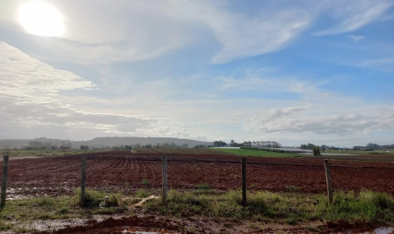 TERRENO-PONTA DO MATO, IÇARA