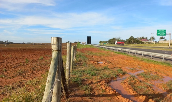 TERRENO-PONTA DO MATO, IÇARA