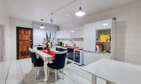 APARTAMENTOS / SALAS COMERCIAIS - CRICIÚMA