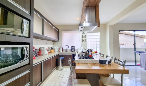 APARTAMENTOS / SALAS COMERCIAIS - CRICIÚMA