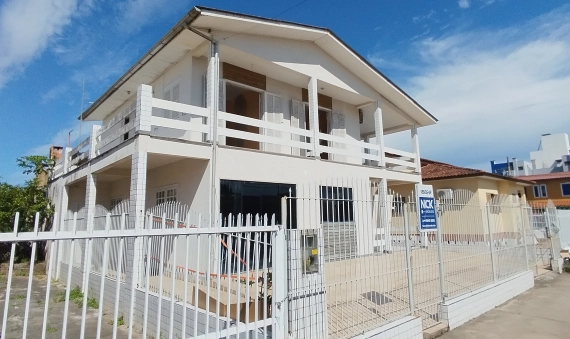 CASA, DOIS PAVIMENTOS, CENTRO - BALNEÁRIO RINCÃO