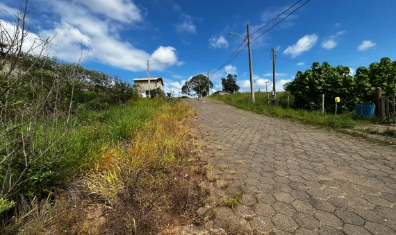 TERRENO - LIRI, IÇARA