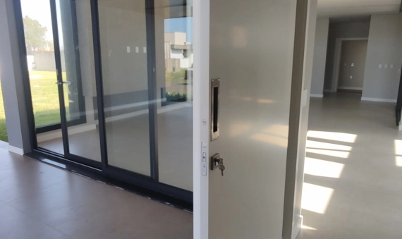 CASA NO CONDOMÍNIO ÁGUAS DO ATLÂNTICO - ZONA SUL, BALNEÁRIO RINCÃO