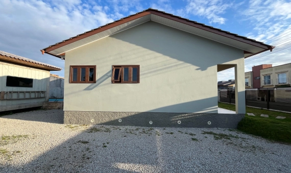 CASA, COM EDÍCULA - TEREZA CRISTINA, IÇARA