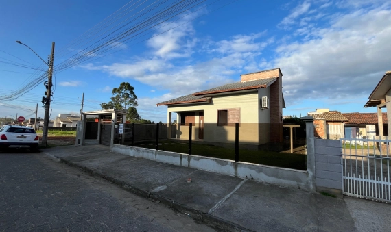 CASA, COM EDÍCULA - TEREZA CRISTINA, IÇARA