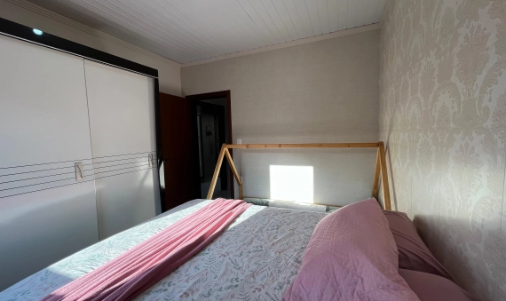 CASA, COM EDÍCULA - TEREZA CRISTINA, IÇARA