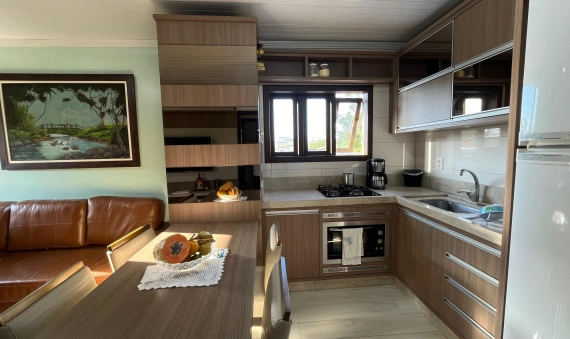 CASA, COM EDÍCULA - TEREZA CRISTINA, IÇARA