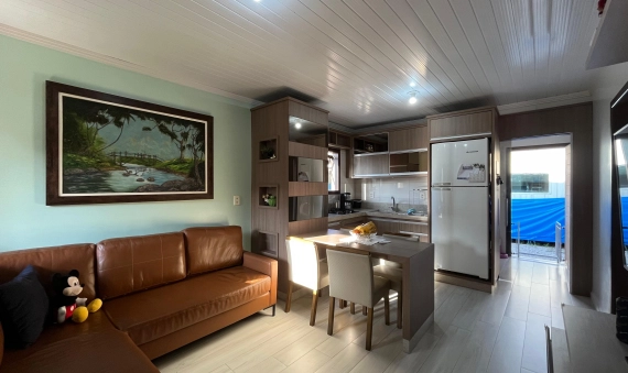 CASA, COM EDÍCULA - TEREZA CRISTINA, IÇARA