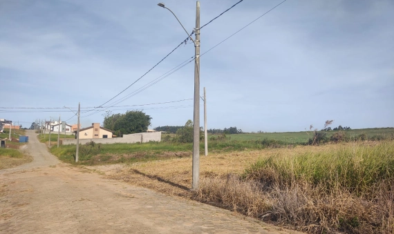 TERRENO NO LOT. CAMPO BELLO - LOMBAS PEDREIRAS, IÇARA