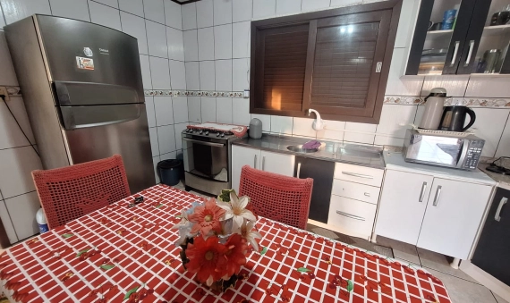 CASA PARA LOCAÇÃO - ZONA SUL - BALNEÁRIO RINCÃO