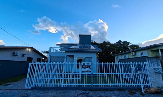 CASA - SANTO ANTONIO - CRICIUMA