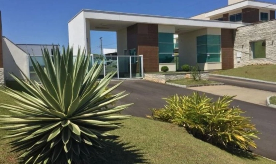 GOLDEN VILLAGE - PRIMEIRA LINHA - CRICIUMA