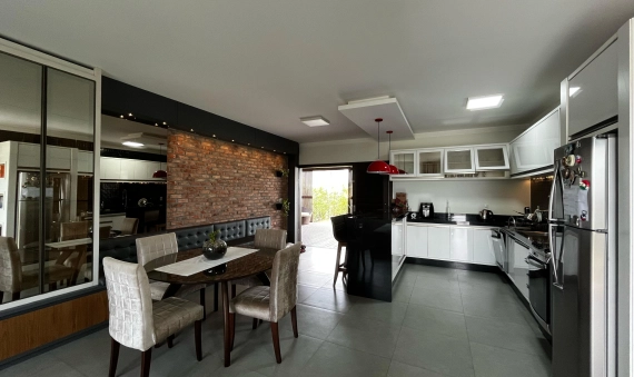 CASA - JARDIM SILVANA, IÇARA