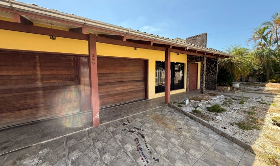 CASA, SANTA BÁRBARA - CRICIÚMA