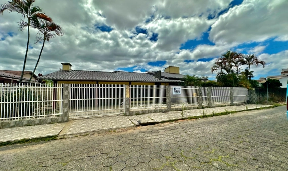 CASA, SANTA BÁRBARA - CRICIÚMA