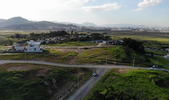 TERRENO - QUINTA DO LAGO - TUBARÃO