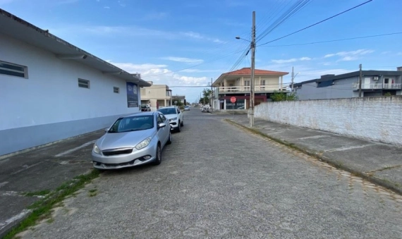CASA + PAVILHÃO + SALA COMERCIAL - ZONA VELHA, BALNEÁRIO RINCÃO
