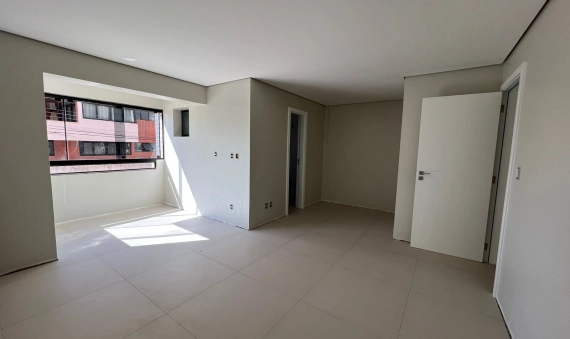 APARTAMENTO, COMERCIÁRIO – CRICIÚMA