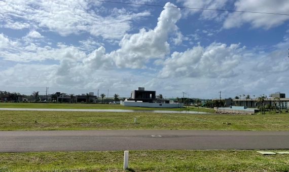 TERRENO, COND. RES. ÁGUAS DO ATLÂNTICO - ZONA SUL, BALNEÁRIO RINCÃO