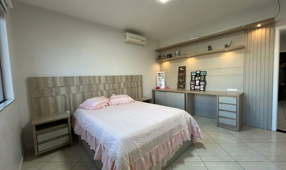 CASA, CENTRO - IÇARA/SC