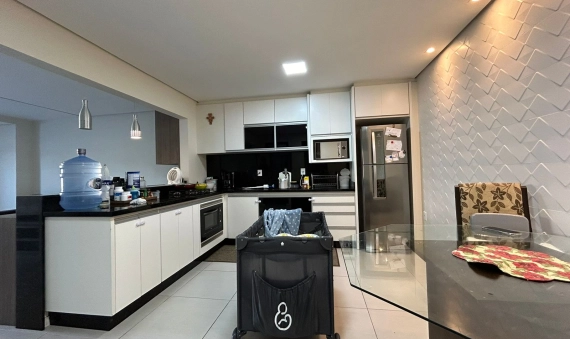 CASA, CENTRO - IÇARA/SC