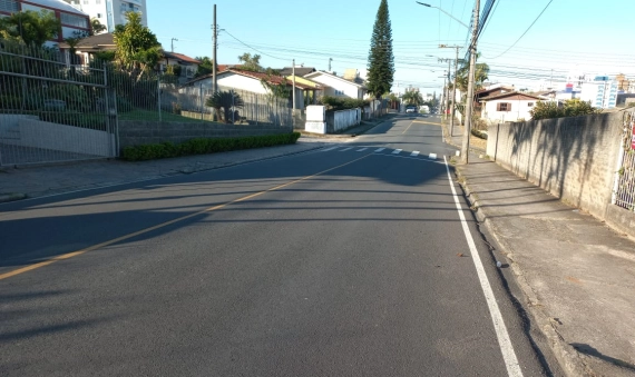 TERRENO - CENTRO,IÇARA