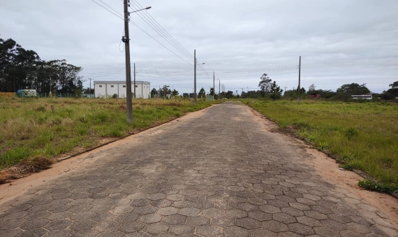 TERRENO NO LOTEAMENTO MIRANTE, LAGOA DO FAXINAL - BALNEÁRIO RINCÃO