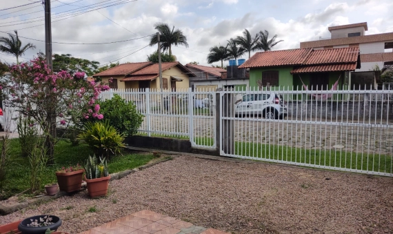 CASA - PEDREIRAS, BALNEÁRIO RINCÃO