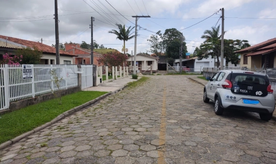 CASA - PEDREIRAS, BALNEÁRIO RINCÃO