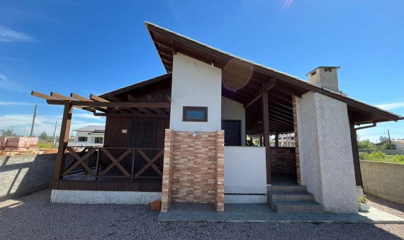 CASA MISTA - ESPLANADA - JAGUARUNA - SC