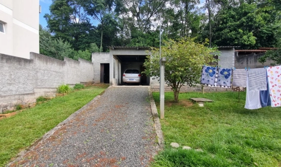 TERRENO COM CASA EM ALVENARIA - BOSQUE DO REPOUSO, CRICIÚMA