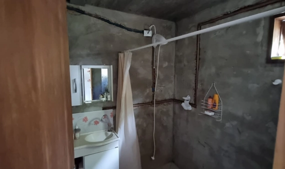 TERRENO COM CASA EM ALVENARIA - BOSQUE DO REPOUSO, CRICIÚMA