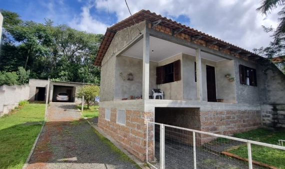 TERRENO COM CASA EM ALVENARIA - BOSQUE DO REPOUSO, CRICIÚMA