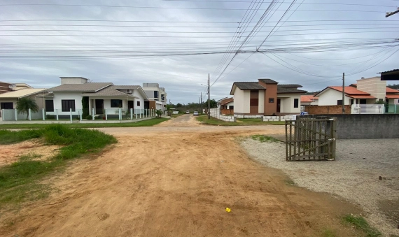 CASA, LOMBAS PEDREIRA - BALNEÁRIO RINCÃO/SC