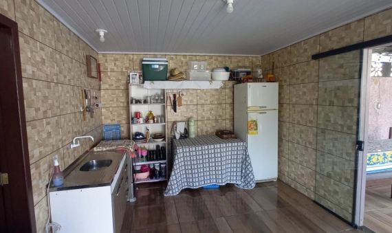 CASA, PRIMEIRA LINHA PONTILHÃO - CRICIÚMA