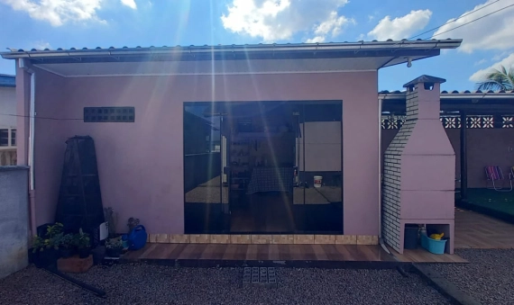 CASA, PRIMEIRA LINHA PONTILHÃO - CRICIÚMA