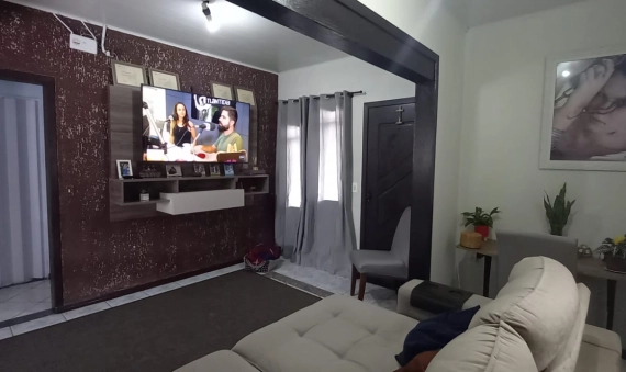 CASA, PRIMEIRA LINHA PONTILHÃO - CRICIÚMA