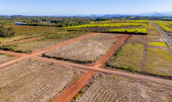 TERRENO - LOT. PARQUE FIRENZE - SANTA LUZIA - CRICIÚMA