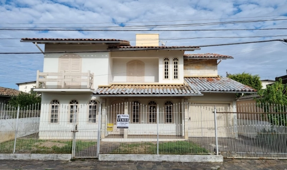 COD. 3572 - CASA - SANTA BARBARA, CRICIUMA 