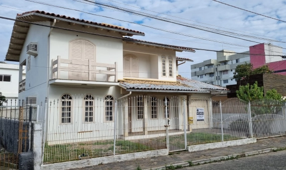 COD. 3572 - CASA - SANTA BARBARA, CRICIUMA 