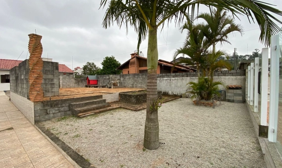 CASA - PEDREIRAS, BALNEÁRIO RINCÃO