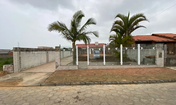 CASA - PEDREIRAS, BALNEÁRIO RINCÃO