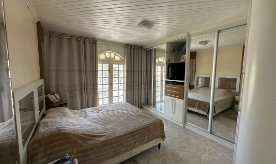 CASA, DOIS PAVIMENTOS, SÃO LUIZ-CRICIÚMA