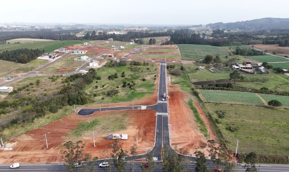 TERRENOS, LOT. VILLA DI SOIS - PRIMEIRA LINHA, CRICIÚMA