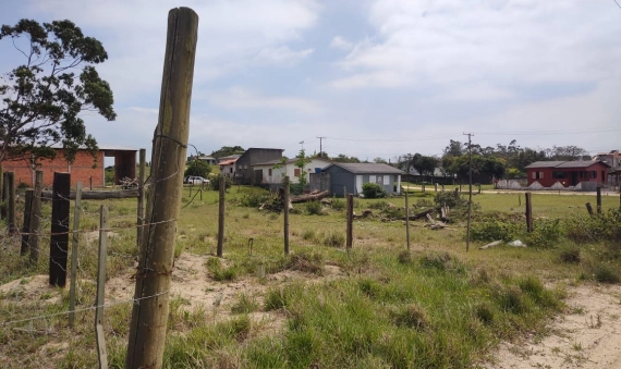 TERRENO - LAGOA DOS ESTEVES, BALNEÁRIO RINCÃO