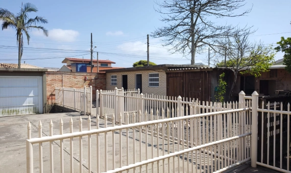 CASA COM 4 TERRENOS - ZONA NOVA, BALNEÁRIO RINCÃO